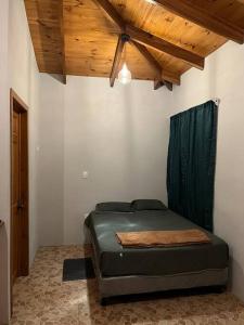 Cabaña junto al río