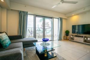 Zen Ocean Pebble 1-BR1-BA Sea View Retreat
