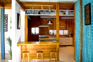 Aqua Beach House Sotoura - Enjoy Sakura, Beach and BBQ!