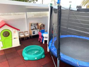 Villa Victoria just 150 metres from Playa Bastian Costa Teguise