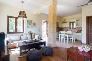 Small paradise in Saint Nicolas Village !