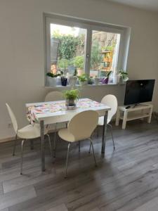 Gemütliche Einliegerwohnung (2 Zimmer), Schönaich