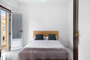 Piso Leon y Castillo B