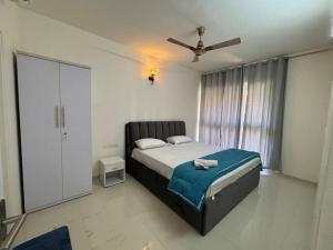 Cosy Cove 2 BHK Resort Style Apt. 5 Mins from Dabolim Airport. Zennova Stays
