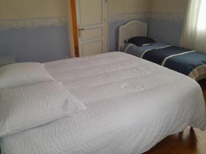 Maisons de vacances Le Pavillon des Abrincates : photos des chambres