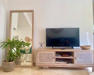 Mariposa Beach Apartment