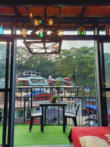 Holyghost Veranda Baguio Transient Guest House 42 step rooftop