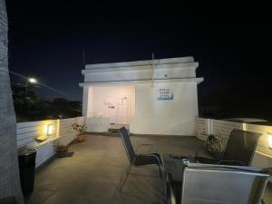 Apollo Rooms by Alberts Apartment