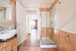 Prestigiosa Villa a Chia - Parcheggio riservato img7