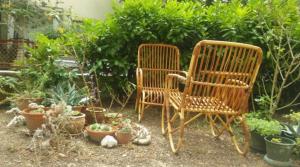 Studio with shared garden 3 min walk to the beach