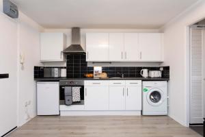 Modern flat - Sleeps 3 - London