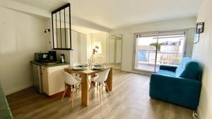 Studio avec terrasse vue Mer et Parking