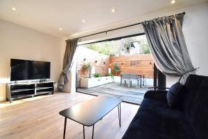 Stunning 2 bed apartment