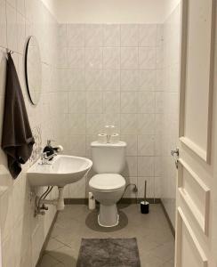 Lighthouse Hostel & Rooms