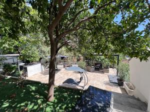 Wood Chalet 1 Monaco Forest La Turbie - Sleeps 4 people