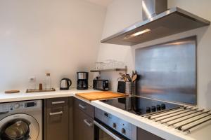 2 bedroom apartment in the heart of the old town