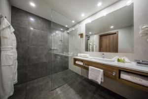 Heron Live Hotel Marina SPA
