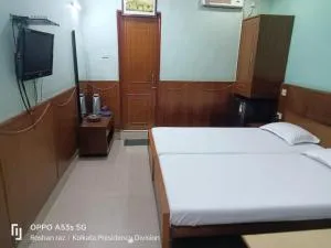 HOTEL HEERA - Bara Bazar