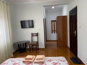 Eiffels Guest House