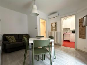 Paloma center town apartment