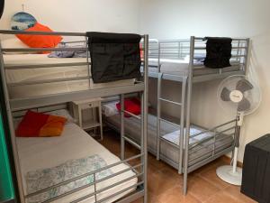 CASA TABARCA , disfruta del mágico atardecer de la isla