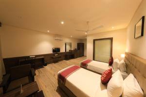 The Byke Suraj Club, Junagadh
