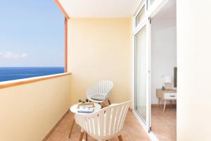 Frontline Duplex Las Arenitas with pool