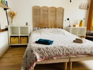 Studio au calme avec terrasse - hauteurs de Rouen - 圣马丁杜维维