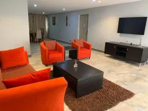 The Emem Apartment Collections - Obalende