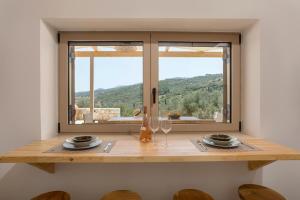 Villa Seva Sea View - Perfect for Romantic Getaways with Pool and Sunrise & Sea Views By Villa Mana Gers