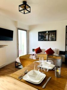 Appartements Le Golden - Terrasse & Parking : photos des chambres