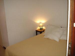 Agréable F1 avec balcon à Balaruc-les-Bains, 4 couchages, animaux admis - FR-1-680-10