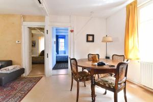 Maisons de vacances Gite spacieux et chaleureux 8p, route des vins : photos des chambres