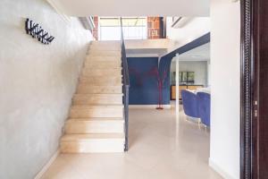 3 Story Penthouse with 2 parking spaces in Laureles