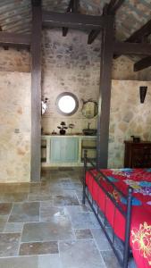 B&B / Chambres d'hotes Le Donjon des Combes et son Spa : photos des chambres