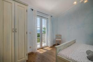 Villa Linna with seaview