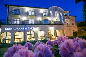 Hotel Residence - Реваль