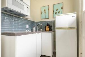 AMAZING Hermosa Beach Location plus Free Parking