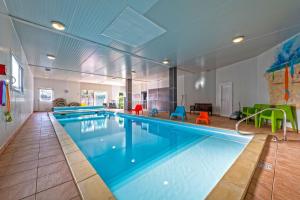 Maisons de vacances Gite de Pennavern - Maison avec piscine et jacuzzi : photos des chambres