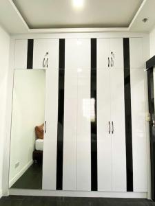 Moderne og delikat leilighet på stranden i Jomtien