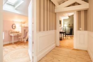 Sejours chez l'habitant La Chambre Rose d-Hauterive : photos des chambres