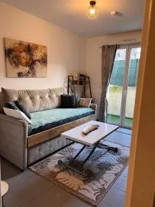 Cosy - 莱克朗兰比塞特尔