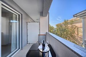 Deluxe Double Room with Balcony room in Sunset Split Rooms