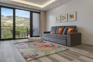 Torre Palace II by Atlantic Holiday