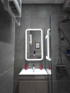 DIONE Luxury Business Suite in the heart of Athens