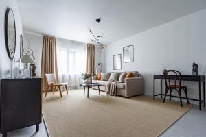 Low-cost stay in SoFo, construction work