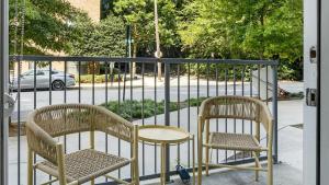 Landing Modern Apartment with Amazing Amenities (ID1009X577)