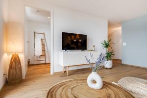 Bijou Lake Side Sauna - Panorama-Terrasse, Sauna und Seeblick