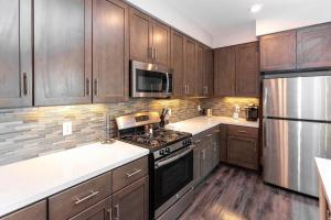 Landing Modern Apartment with Amazing Amenities (ID4135)