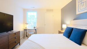 Landing Modern Apartment with Amazing Amenities (ID7894X33)